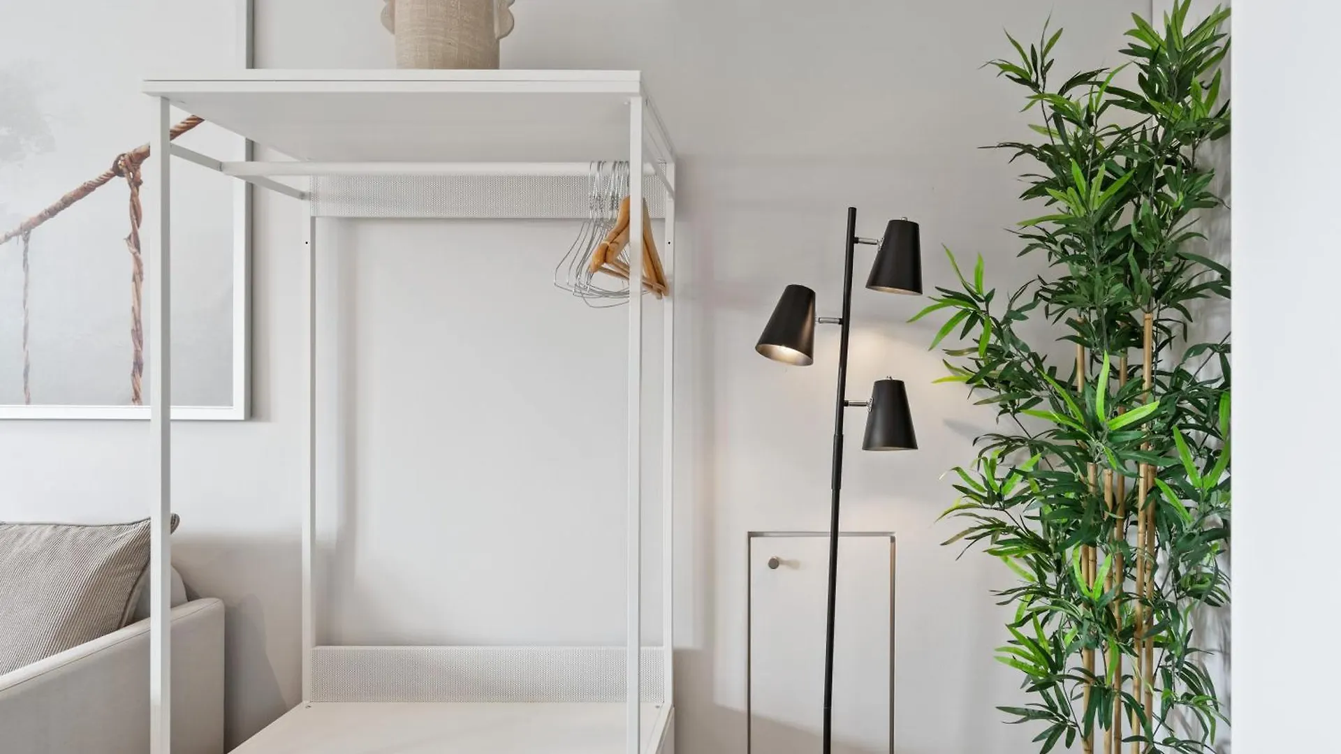 Modern Limpertsberg Studio Near City Center Luxembourg 0*,  Luxembourg